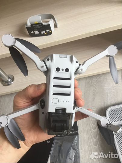 Квадрокоптер dji mini 2 fly more combo