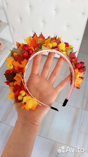 Ободок корона с листьями