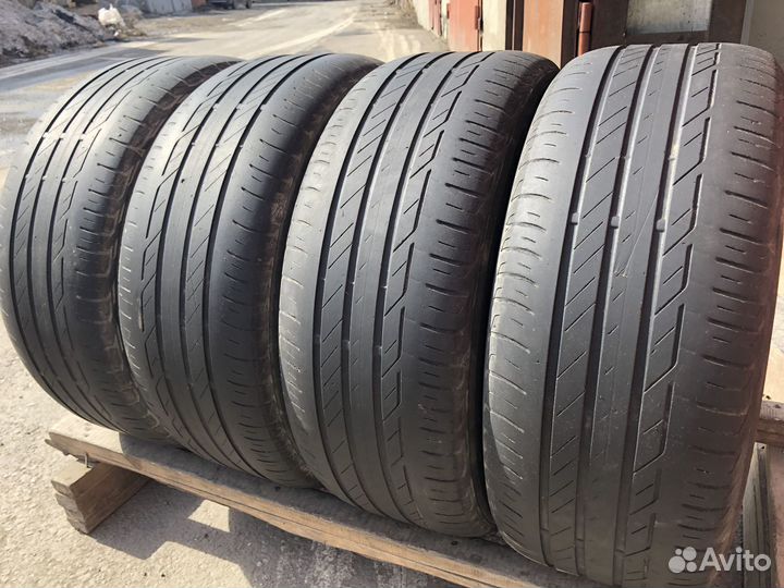 Bridgestone Turanza T001 225/55 R17