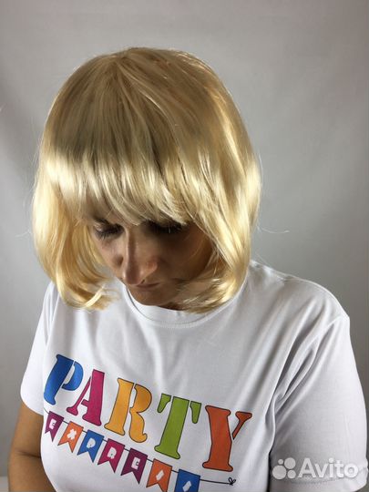 Карнавальный Парик каре русый