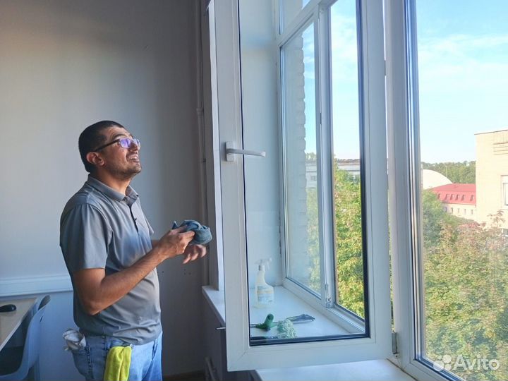 Мойка окон и балконов / мытье окон и фасадов