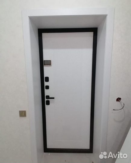 Дверь входная металлическая