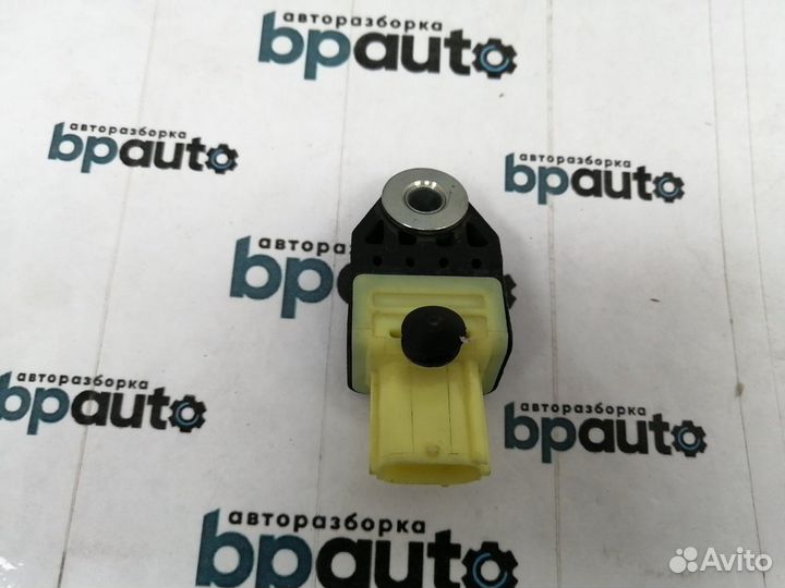 Датчик удара подушки безопасности 89831-60020