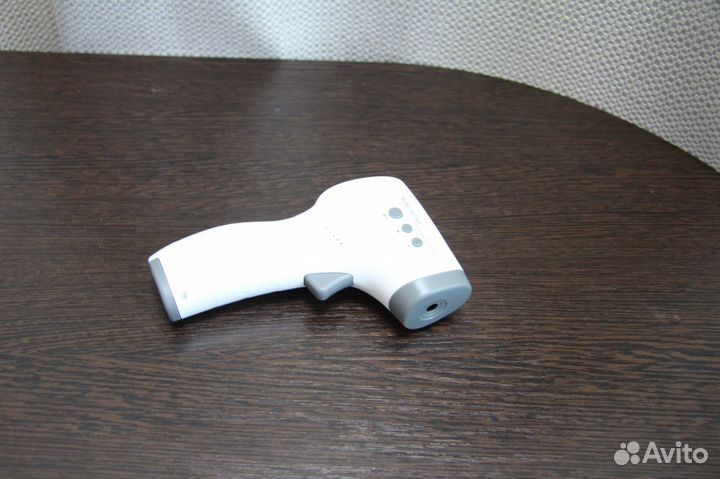 Бесконтактный термометр