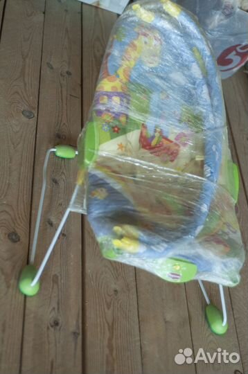 Шезлонг детский