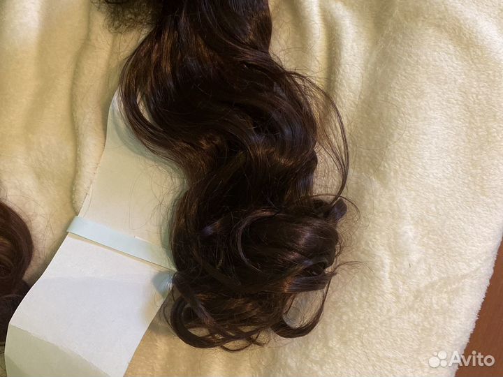 Волосы на заколках