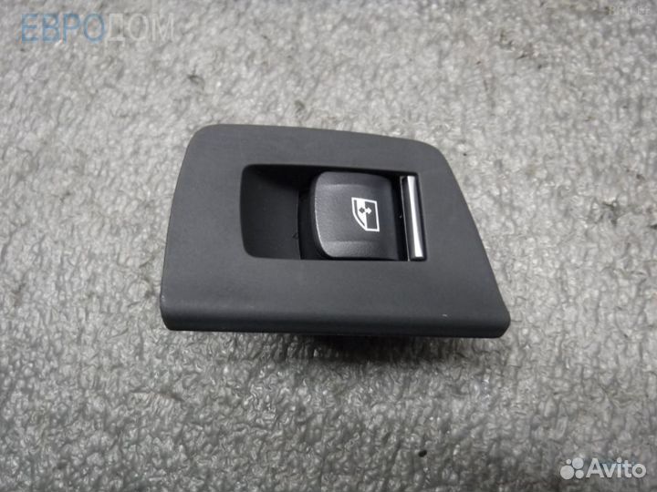 Кнопка стеклоподъемника задняя левая BMW G31 s1100980