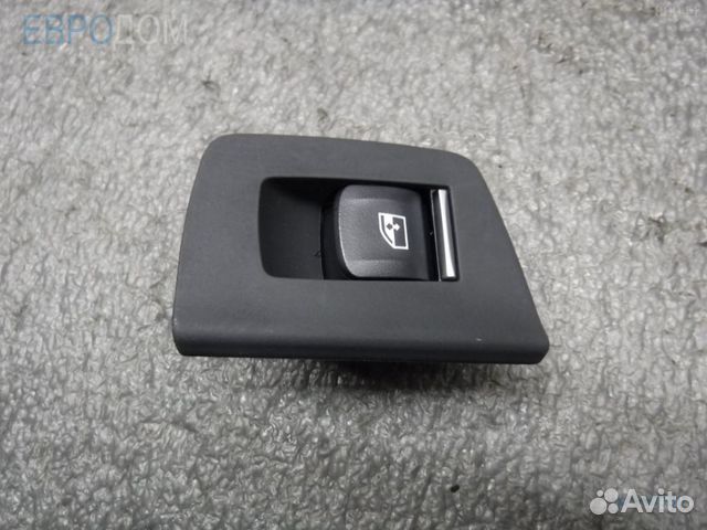 Кнопка стеклоподъемника задняя левая BMW G31 s1100980