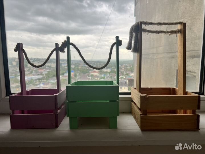 Деревянные ящики для цветов, кашпо