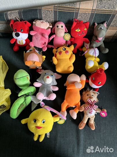 Мягкие игрушки много пакетом 3 коробки хватайка