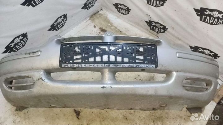 Передний бампер Додж стратус