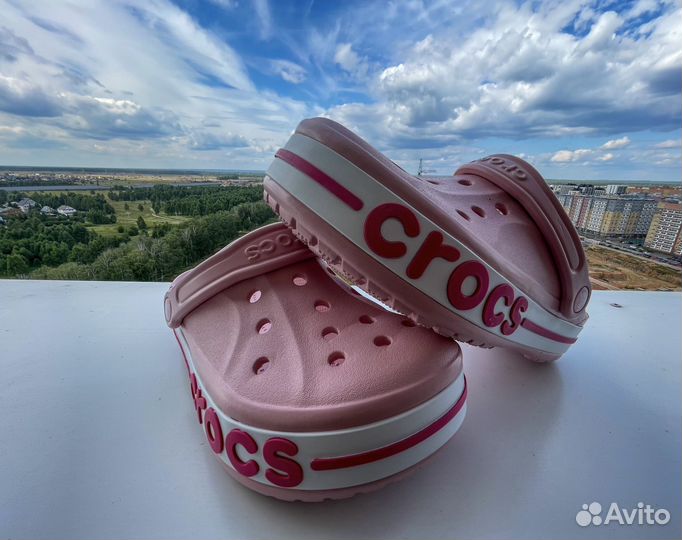 Кроксы женские / Подарок на Новый Год