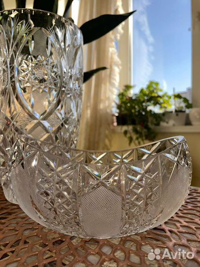 Ваза хрустальная