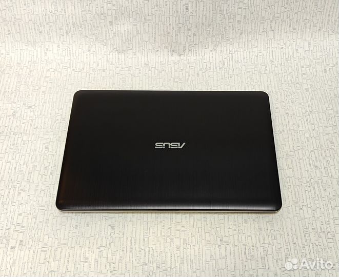 Ноутбук Asus Pentium Silver N5000, NV MX110, SSD 2