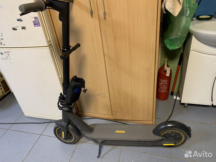 Скутер ninebot