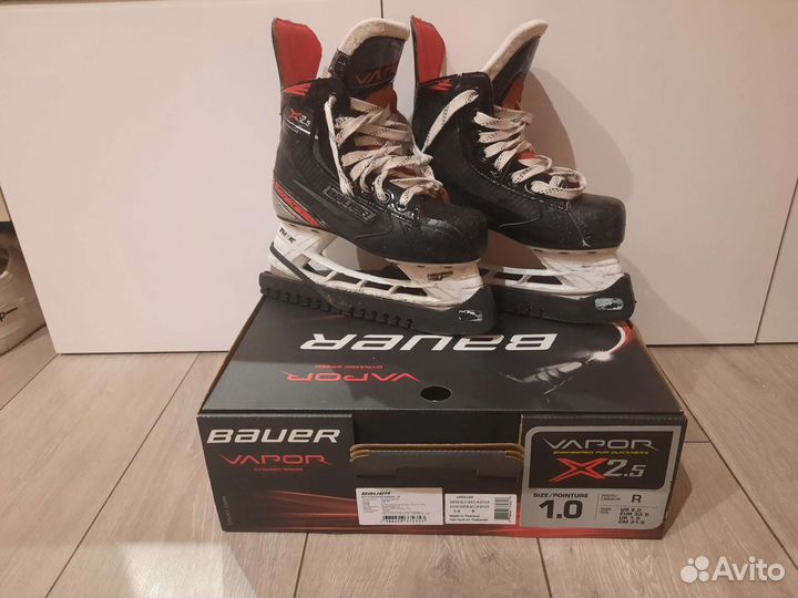 Хоккейные коньки Bauer vapor