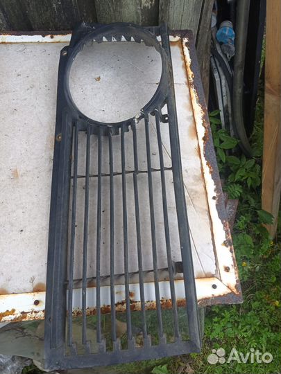 Решетка радиатора bmw e21