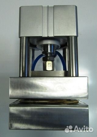 Пневматический прорубной штамп 