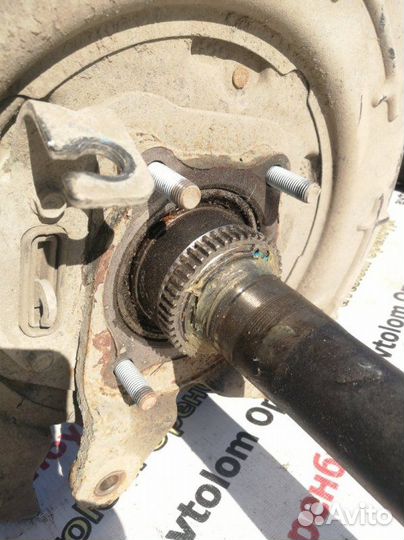 Полуось левый Hyundai H1 2007-2015