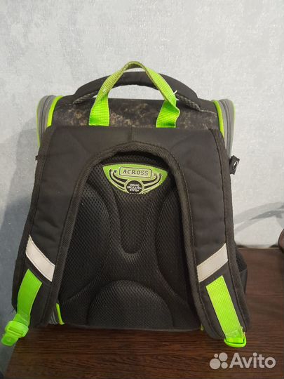 Продам школьный ранец