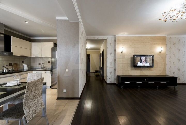 3-к. квартира, 90 м², 12/17 эт.