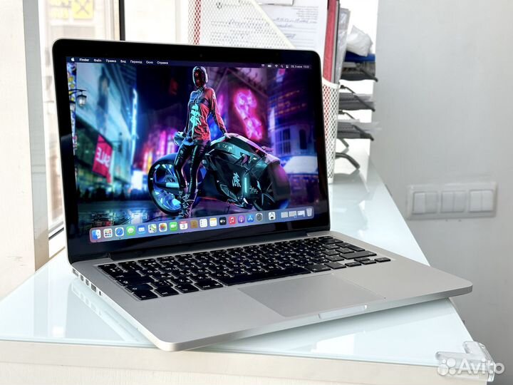 Macbook pro 13 Retina 2014 год 8Гб Core i5 16Ц