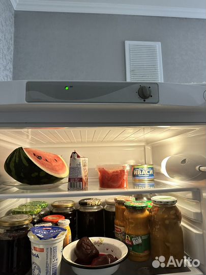 Холодильник Ariston Hotpoint