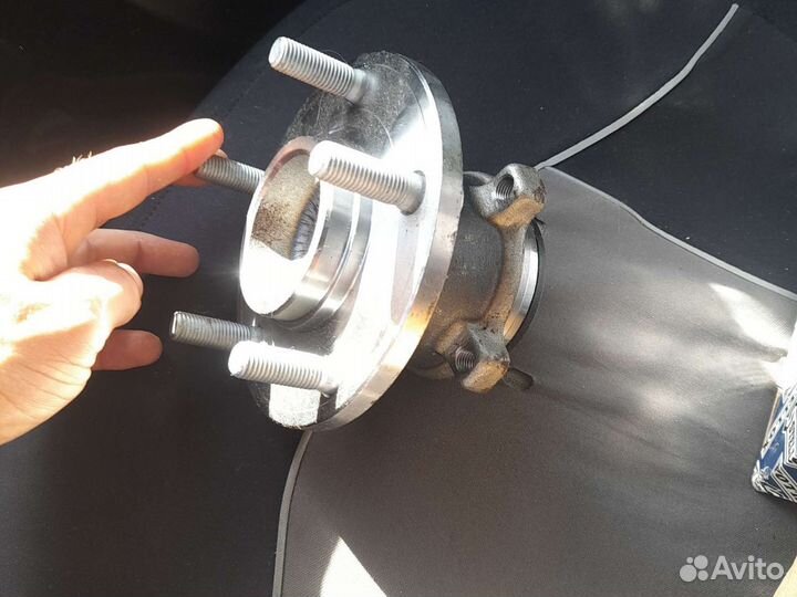 Подшипник ступицы Мазда 3/5