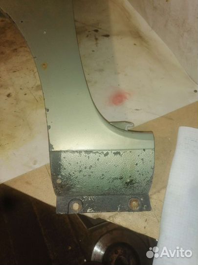 Крыло переднее левое Renault clio