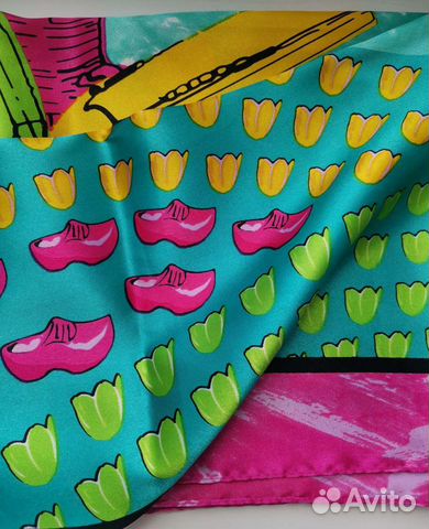 Яркий шарф из Голландии