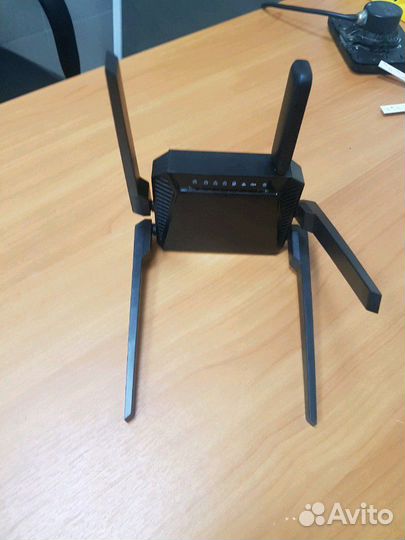 Роутер Zbt (Keenetic omni II) для USB 4g модема