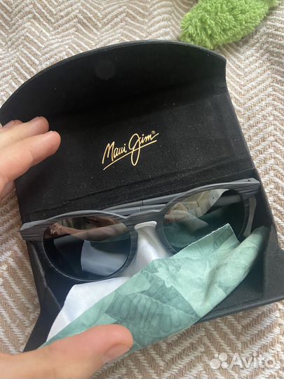 Очки Maui jim