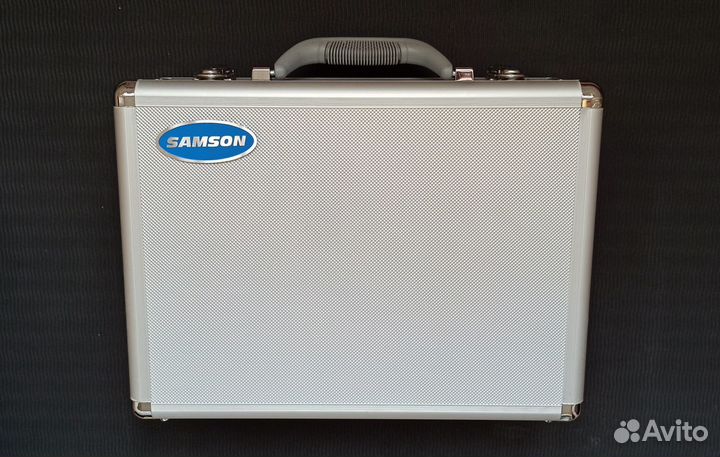 Конденсаторный микрофон