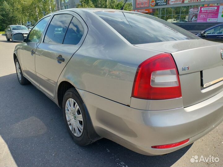 Skoda Octavia 1.6 МТ, 2010, 313 000 км