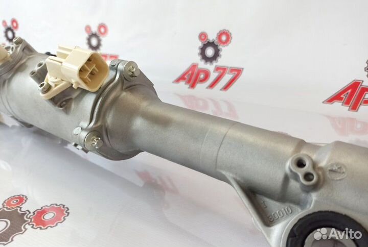 Рулевая рейка правая Toyota Crown Majesta GRS180