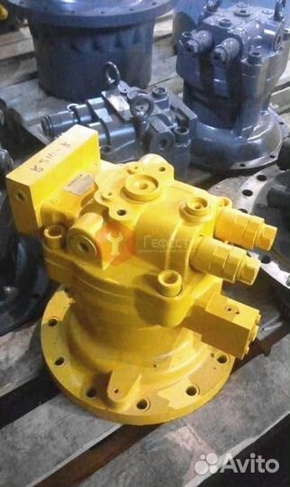 Гидромотор редуктора поворота R140LC 31N4-10152