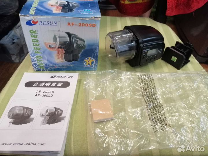 Автоматическая кормушка для рыбок