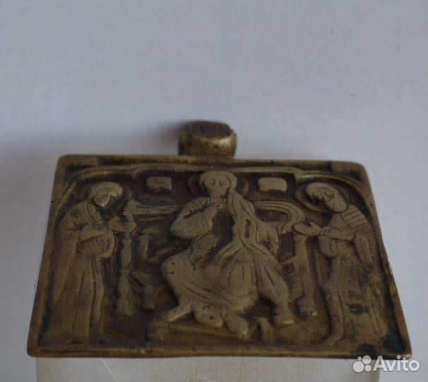 Меднолитая икона Спас на троне