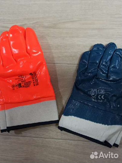 Перчатки резиновые