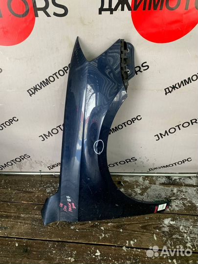 Переднее правое крыло Volkswagen Passat B7 дефект