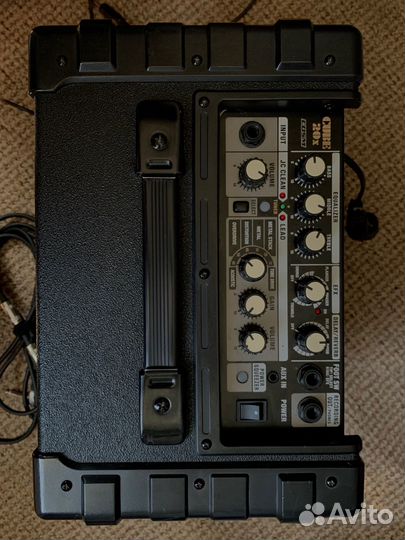 Комбоусилитель Roland Cube-20x с педалью
