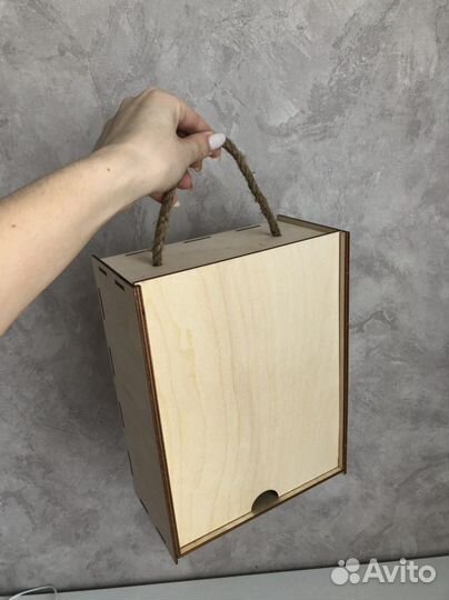 Коробка подарочная деревянная