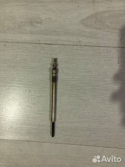 Свеча накаливания cadillac BLS 1.9 дизель