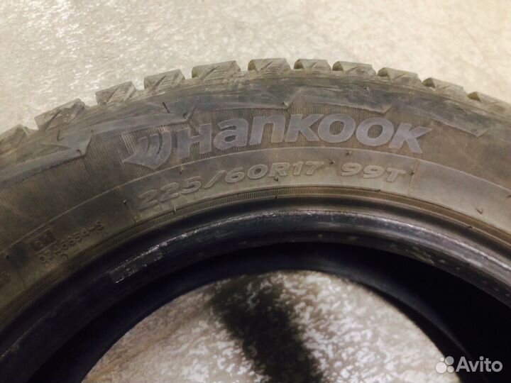 Nokian Tyres Hakkapeliitta 8 SUV 2.25/60 R17