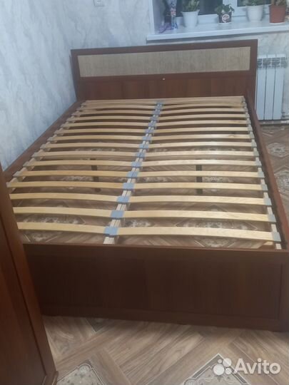 Мебель для спальни бу