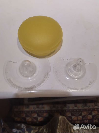 Накладки на грудь medela