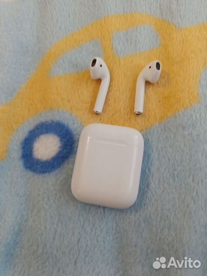 Airpods 1