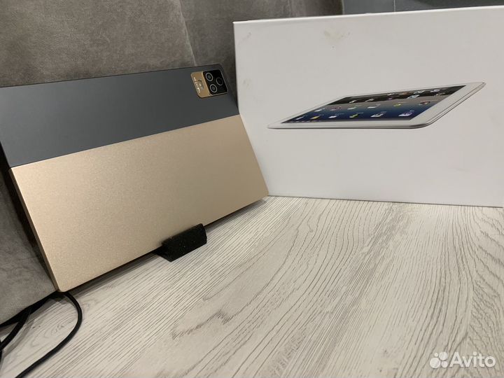 Планшет новый