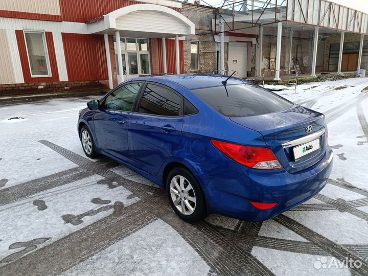 Hyundai Solaris 1.6 AT, 2012, 131 000 км