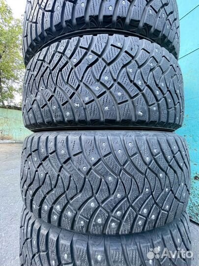 Dunlop SP Winter Ice 03 205/55 R16 94T
